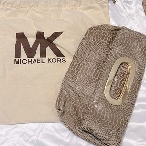 Micheal Kors Clutch with Strap